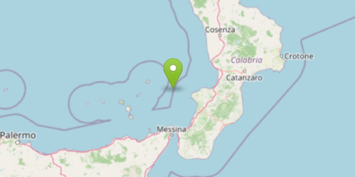 terremoto tra la calabria e le isole eolie scossa di magnitudo 26 in mare da Gazzettadelsud.it terremoto tra la calabria e le isole eolie scossa di magnitudo 26 in mare