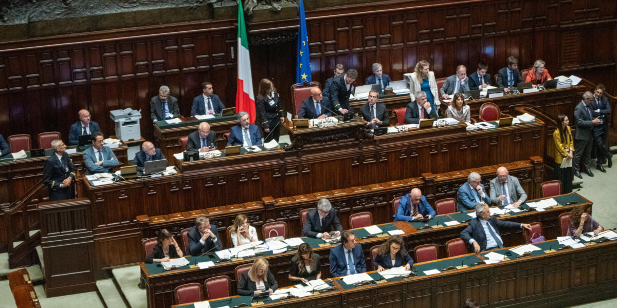 https://assets.gazzettadelsud.it/2026/07/aula-camera-1200x600.jpg