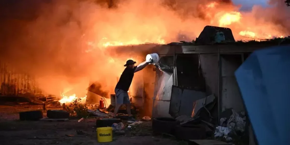 ancora un raid russo su kiev colpito un edificio residenziale 10 i morti la polonia fa decollare i caccia da Gazzettadelsud.it ancora un raid russo su kiev colpito un edificio residenziale 10 i morti la polonia fa decollare i caccia