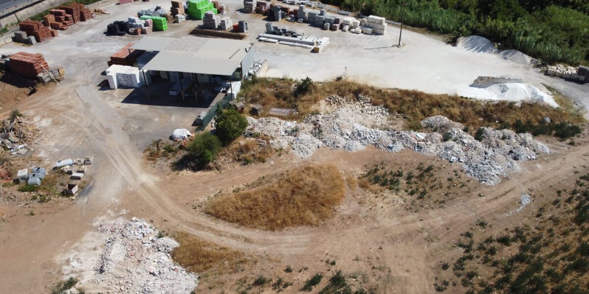 https://assets.gazzettadelsud.it/2026/07/discarica-siracusa-1200x600.jpeg
