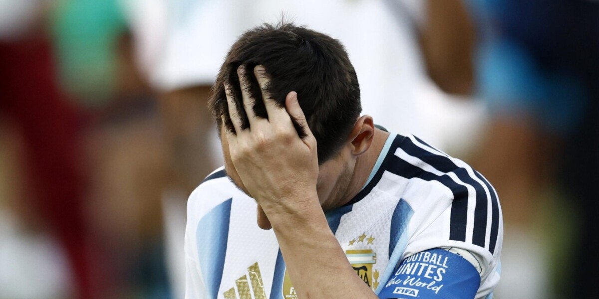 le lacrime di messi dopo spagna argentina l abbraccio d addio del metlife stadium commuove il mondo da Gazzettadelsud.it le lacrime di messi dopo spagna argentina l abbraccio d addio del metlife stadium commuove il mondo