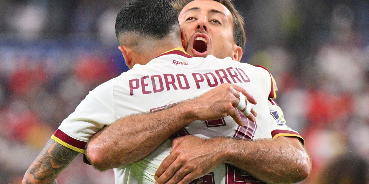 spagna in finale oyarzabal e porro firmano l impresa contro la francia da Gazzettadelsud.it spagna in finale oyarzabal e porro firmano l impresa contro la francia
