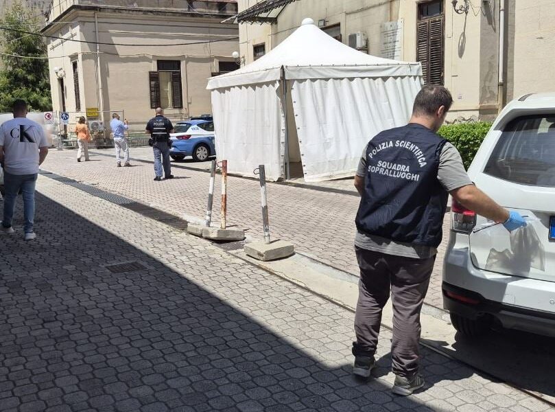 palermo medico colpito con un coltello negli uffici dell8217asp ferite al naso e alla spalla da Gazzettadelsud.it palermo medico colpito con un coltello negli uffici dell8217asp ferite al naso e alla spalla