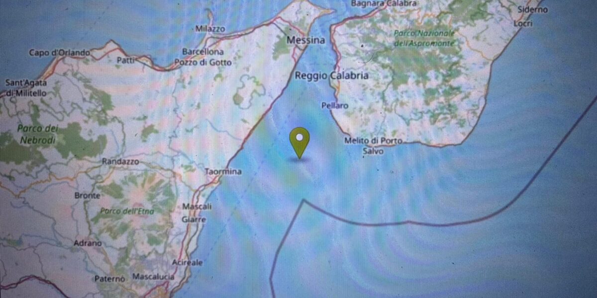 https://assets.gazzettadelsud.it/2026/07/terremoto-stretto-di-messina-1200x600.jpeg