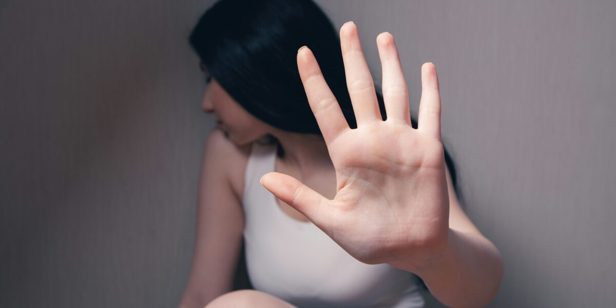 https://assets.gazzettadelsud.it/2026/07/violenza-sulle-donne-1200x600.jpg