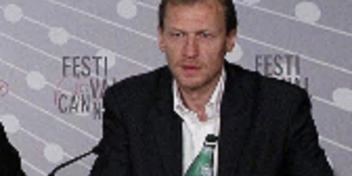 incidente in francia morti il produttore nicolas altmayer e mathilde favier manager di dior da Gazzettadelsud.it incidente in francia morti il produttore nicolas altmayer e mathilde favier manager di dior