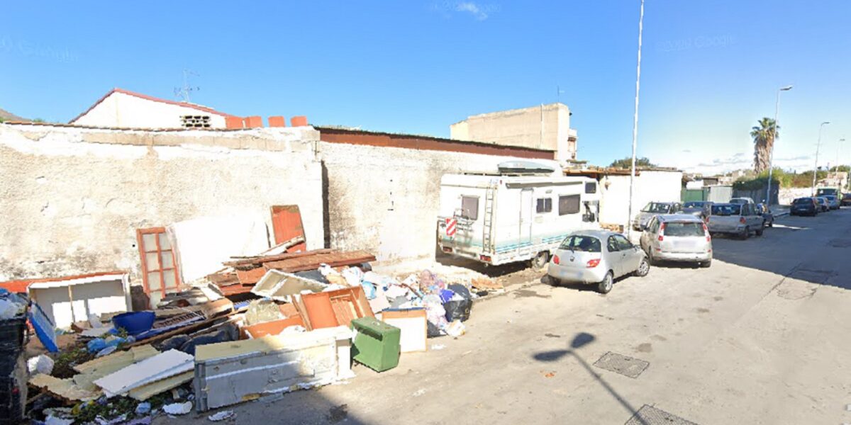 palermo spari contro la casa di un uomo ai domiciliari allo zen da Gazzettadelsud.it palermo spari contro la casa di un uomo ai domiciliari allo zen