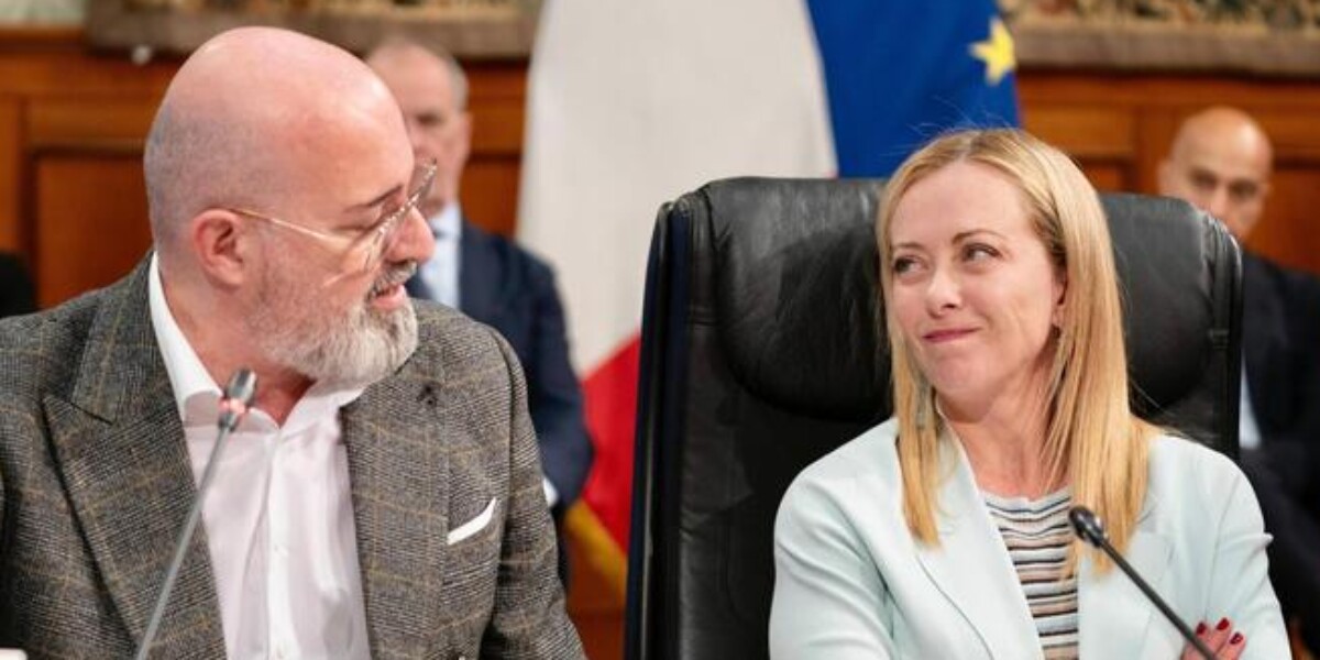 bufera su bonaccini pd chi ha studiato poco vota a destra la premier meloni lo attacca da Gazzettadelsud.it bufera su bonaccini pd chi ha studiato poco vota a destra la premier meloni lo attacca