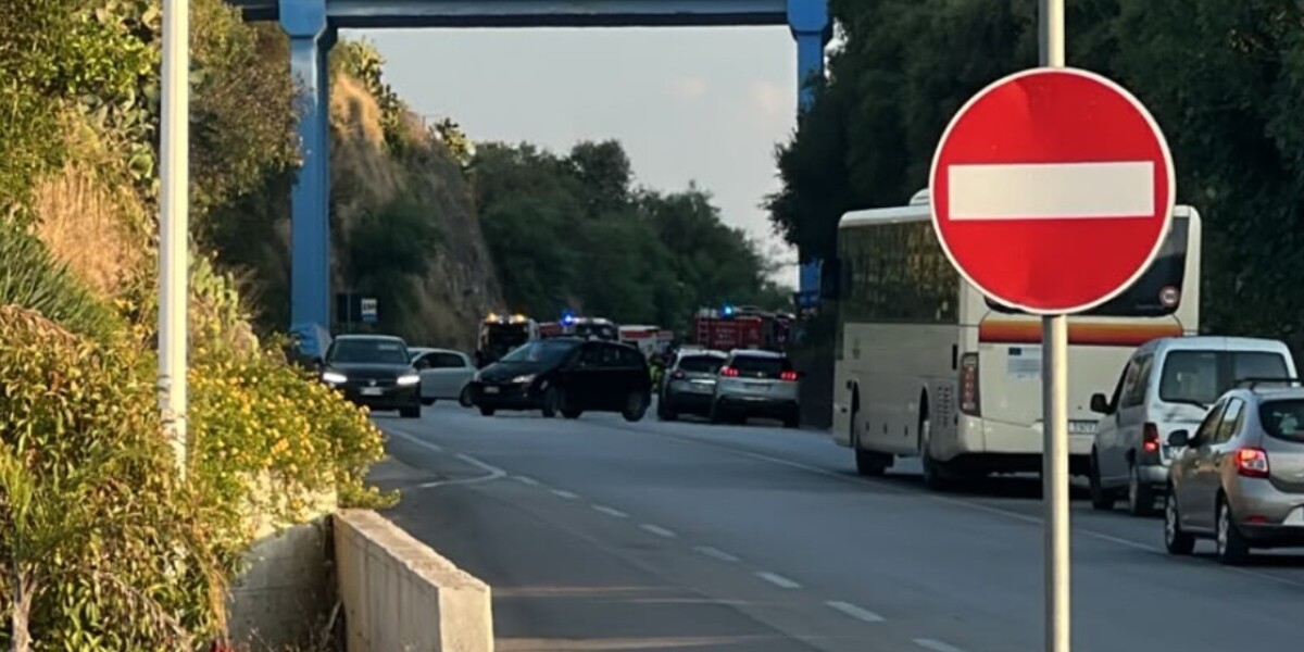 https://assets.gazzettadelsud.it/2026/08/palermo-agrigento-code-incidente-1200x600-1785692168-1200x600-1785734006.jpeg