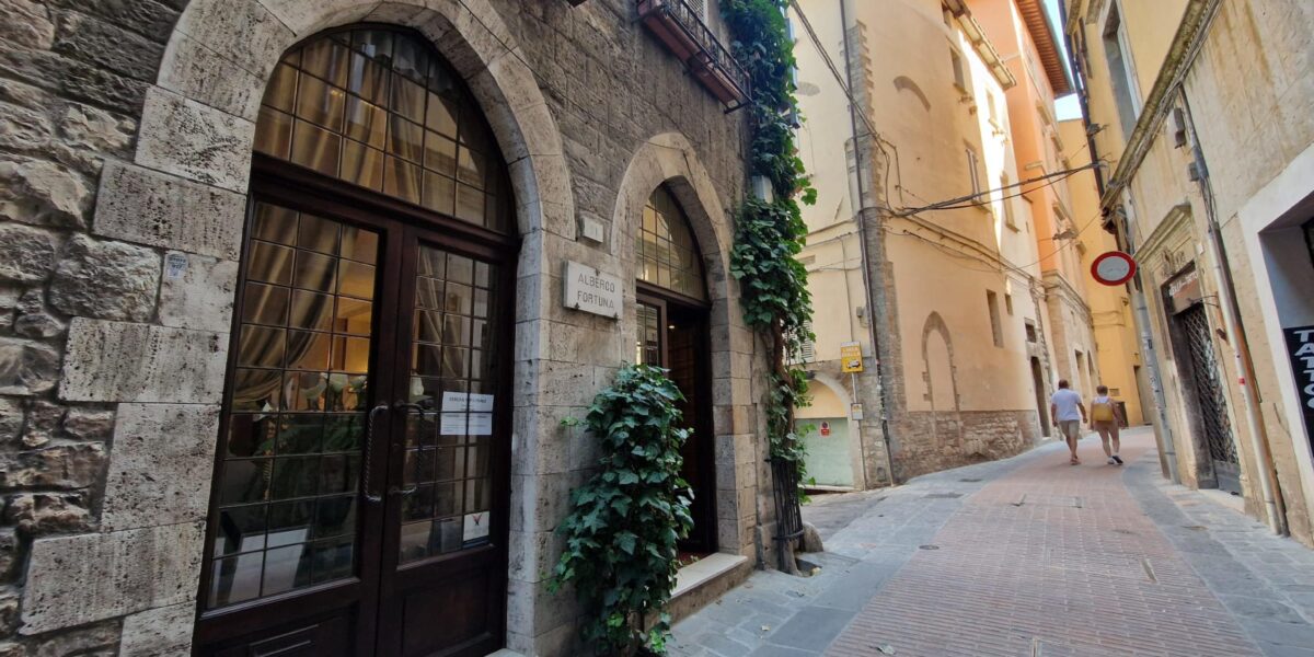 https://assets.gazzettadelsud.it/2026/08/perugia-morto-musicista-siciliano-1200x600.jpg