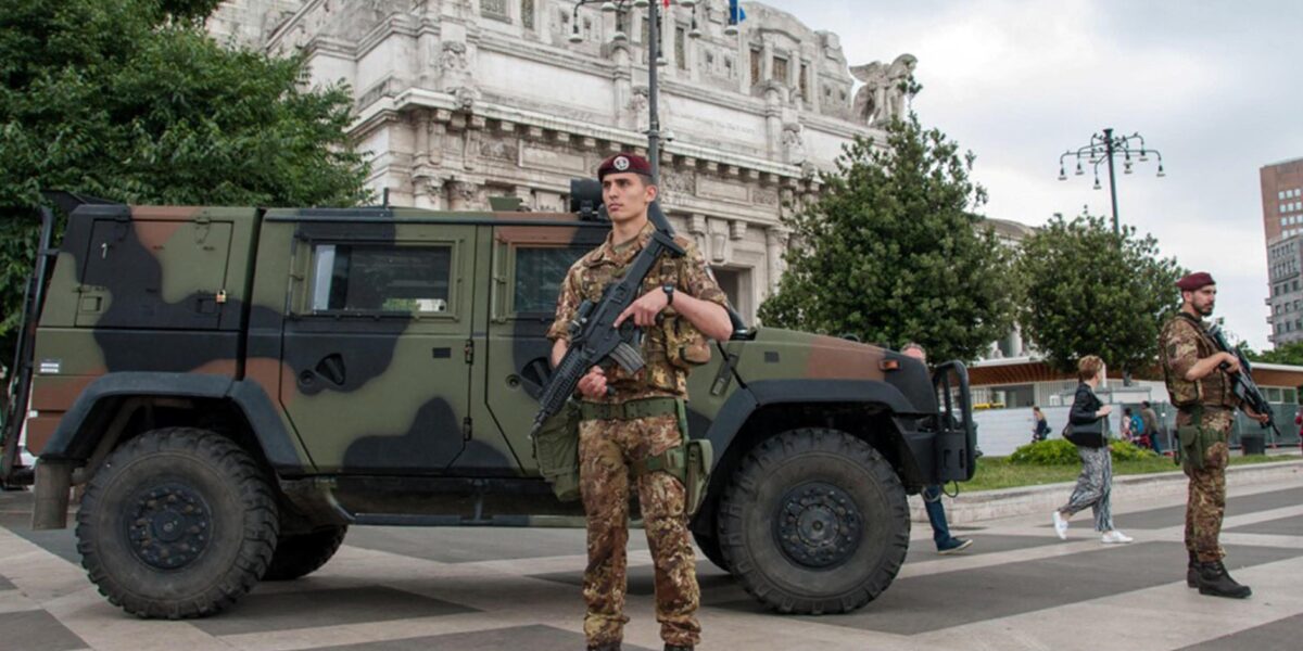 strade sicure la lega preme sul governo subito 10mila militari da Gazzettadelsud.it strade sicure la lega preme sul governo subito 10mila militari