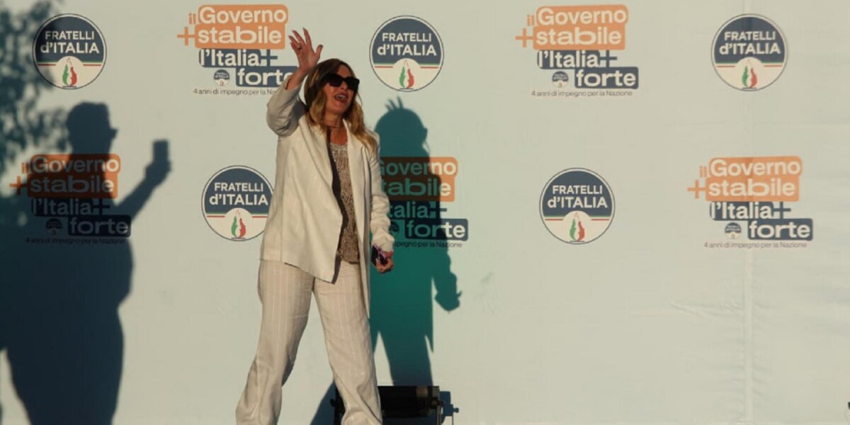meloni a bari festeggia il governo pi249 longevo la stabilit224 232 la prima grande riforma da Gazzettadelsud.it meloni a bari festeggia il governo pi249 longevo la stabilit224 232 la prima grande riforma
