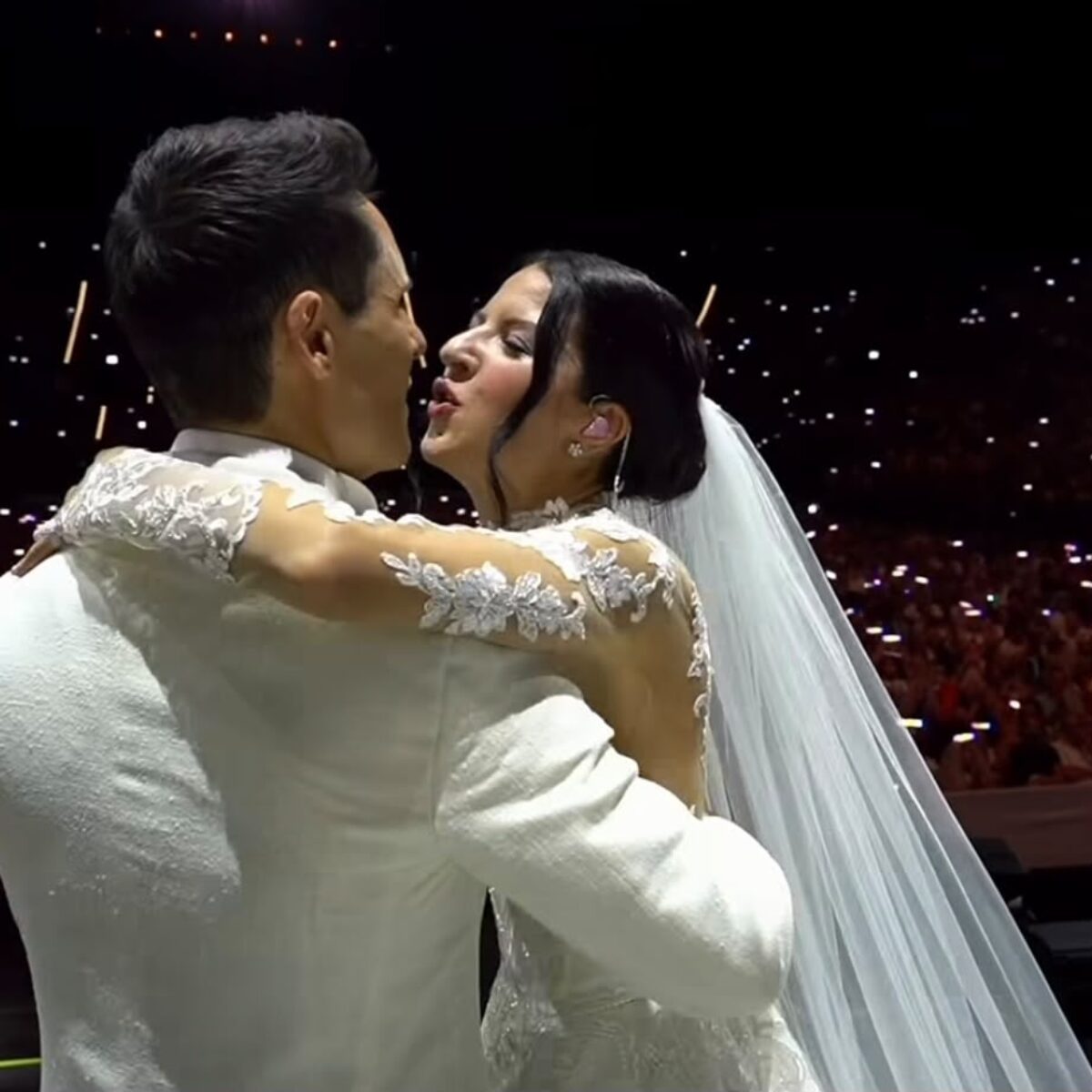 matrimonio-show-per-i-me-contro-te-all-unipol-arena-di-milano-seimila