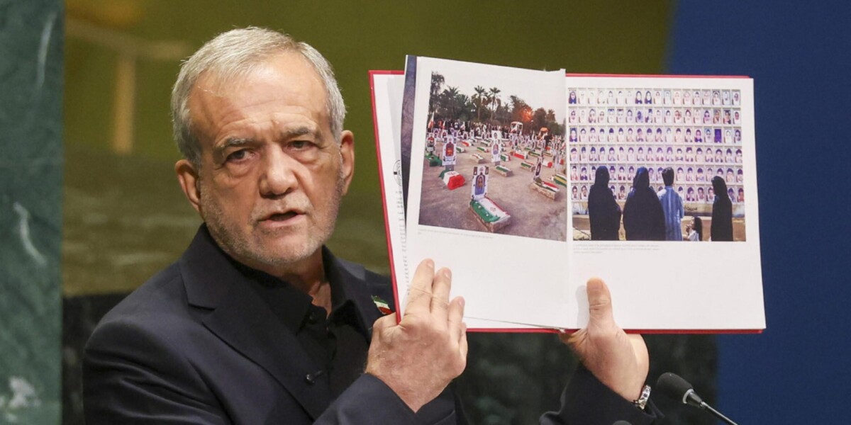 https://assets.gazzettadelsud.it/2026/09/President-of-Iran-Masoud-Pezeshkian-shows-visual-aids-as-he-speaks-during-the-General-Debate-of-the-81st-session-of-the-United-Nations-General-Assembly-at-United-Nations-Headquarters-in-New-York-scaled-1200x600-1790192676.jpg