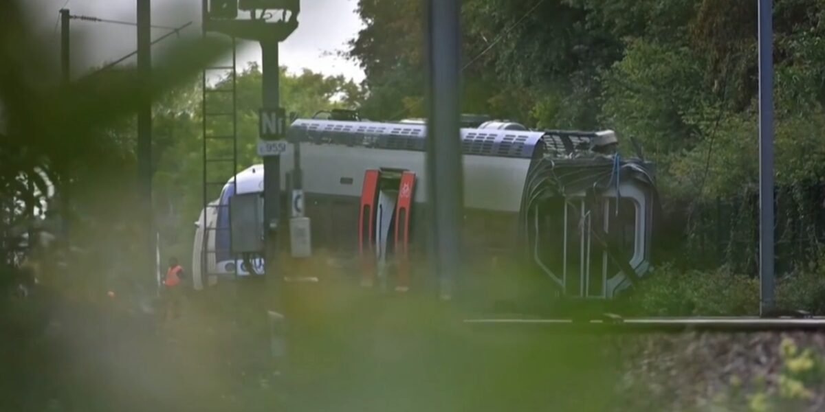 https://assets.gazzettadelsud.it/2026/09/Treno-deragliato-in-Calabria-1200x600.jpg