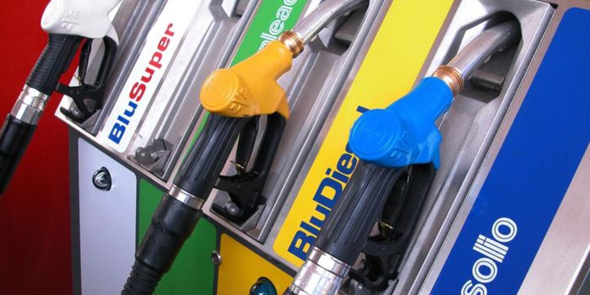 caro carburanti tetto ai prezzi anche da q8 meloni segnale di attenzione alle famiglie italiane da Gazzettadelsud.it caro carburanti tetto ai prezzi anche da q8 meloni segnale di attenzione alle famiglie italiane