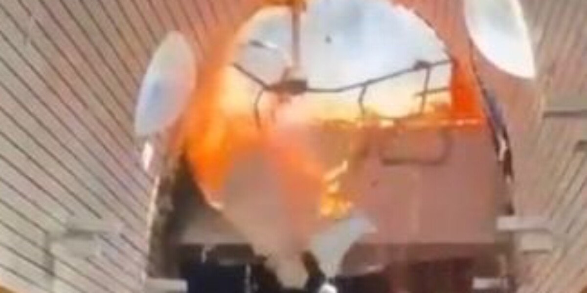 palermo incendio al centro commerciale conca d oro un vigile del fuoco intossicato da Gazzettadelsud.it palermo incendio al centro commerciale conca d oro un vigile del fuoco intossicato