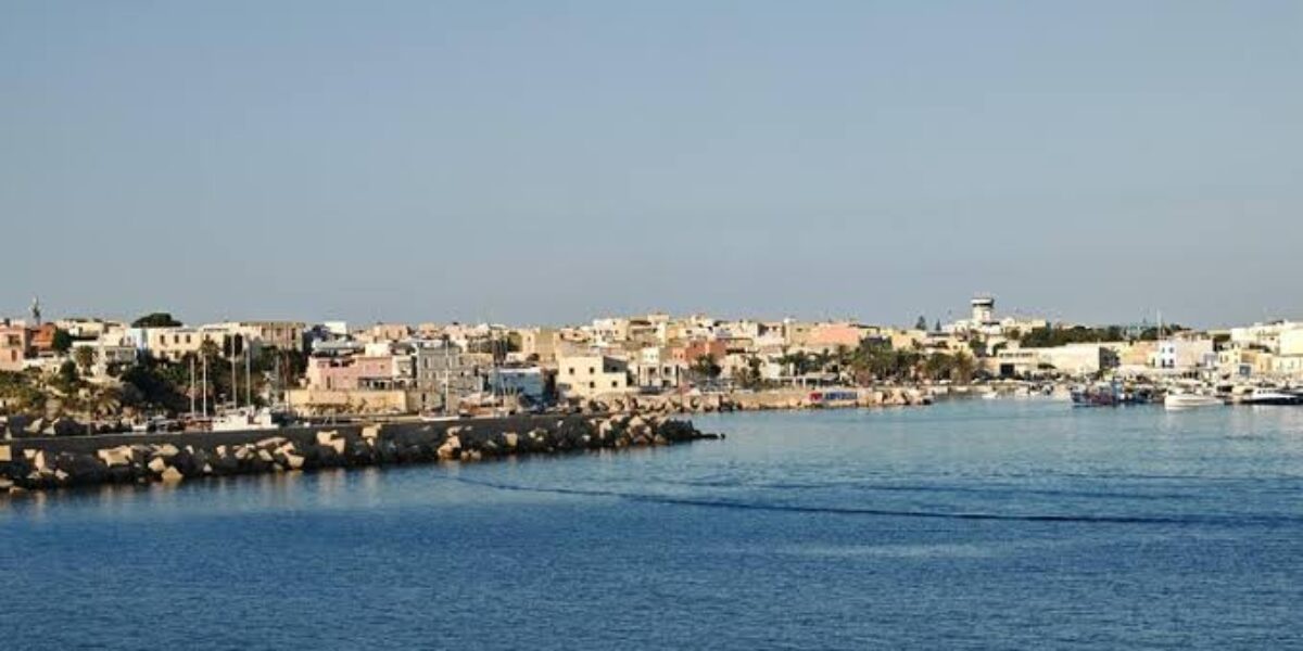 sea eye 5 salva 24 persone anche una bimba di tre anni gravemente disidratata sbarco a lampedusa da Gazzettadelsud.it sea eye 5 salva 24 persone anche una bimba di tre anni gravemente disidratata sbarco a lampedusa