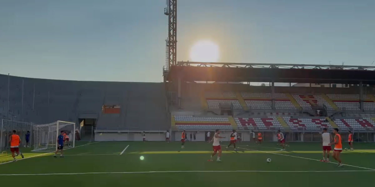 Il Messina torna al 'Celeste': primo allenamento nello storico stadio VIDEO