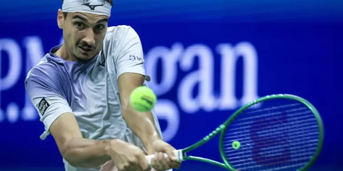 us open sonego sfiora l impresa con zverev l azzurro cede al quinto set dopo un match maratona da Gazzettadelsud.it us open sonego sfiora l impresa con zverev l azzurro cede al quinto set dopo un match maratona