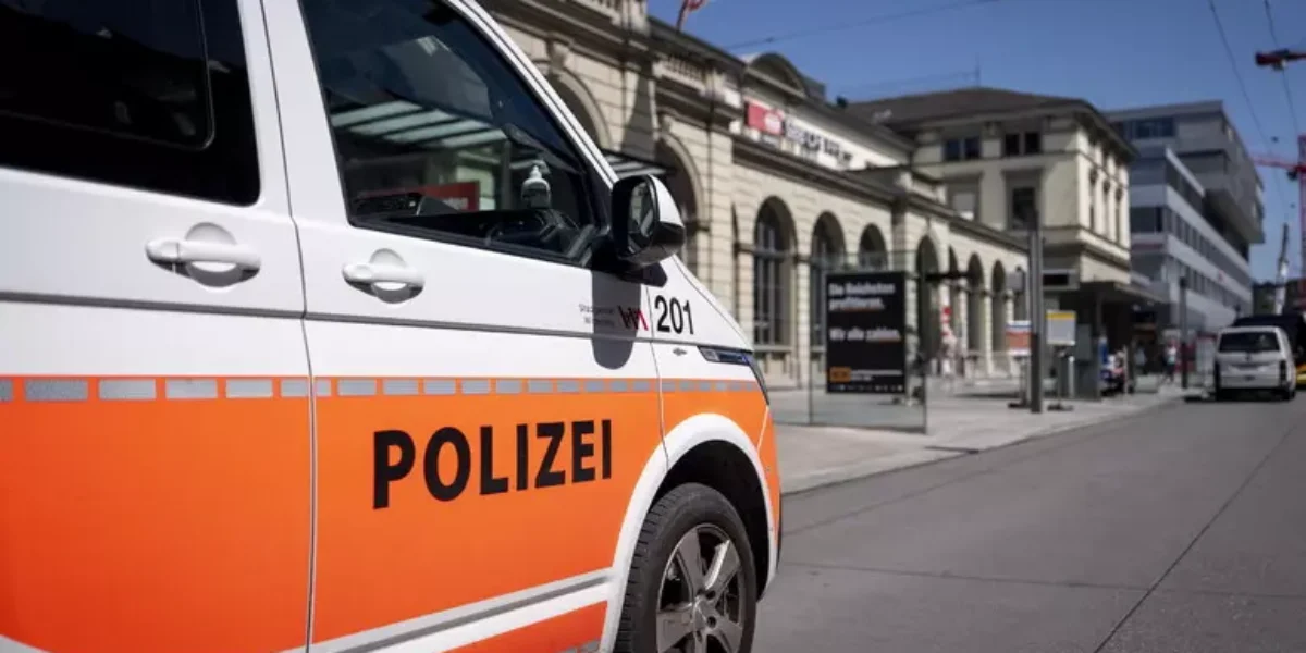 bus turistico esce fuori strada in svizzera diversi morti e feriti scattano le verifiche della farnesina da Gazzettadelsud.it bus turistico esce fuori strada in svizzera diversi morti e feriti scattano le verifiche della farnesina