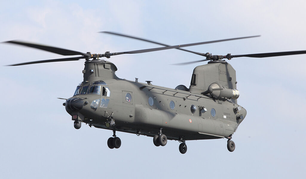 elicottero italiano ch 47 precipita in bosnia soccorsi sul posto apprensione per l equipaggio da Gazzettadelsud.it elicottero italiano ch 47 precipita in bosnia soccorsi sul posto apprensione per l equipaggio