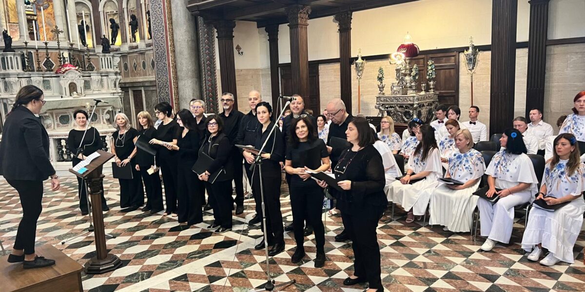 Il coro della Bielorussia incanta Messina: concerto di voci nella Cattedrale FOTO | VIDEO
