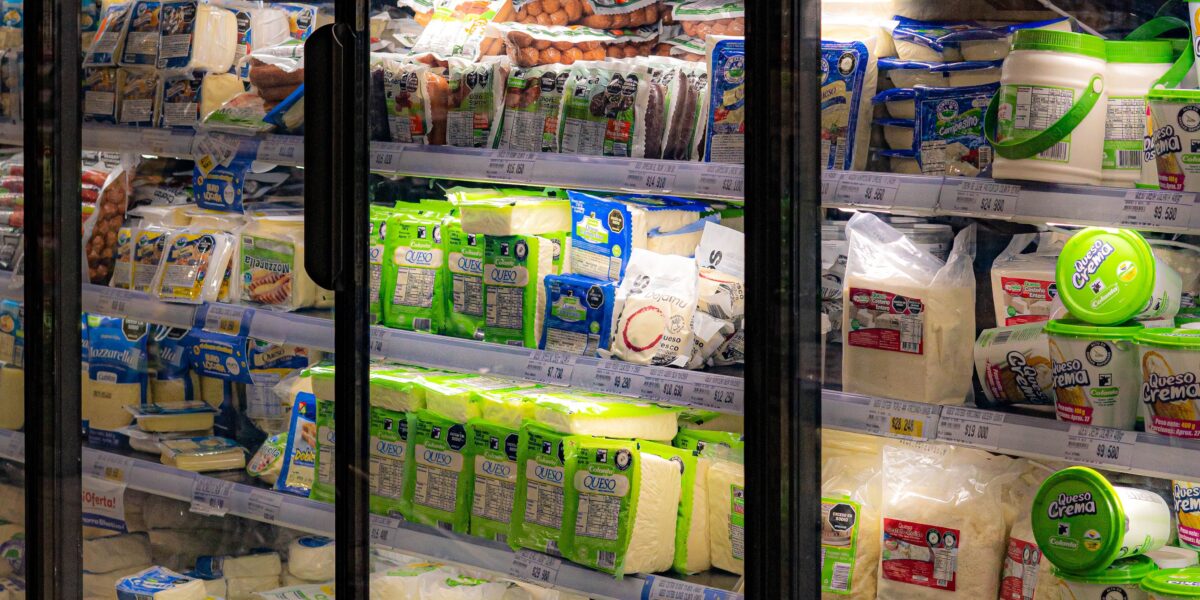 l allarme del governo britannico fate tre giorni di scorte torcia acqua cibo e una radio prepararsi alle minacce anche straniere da Gazzettadelsud.it l allarme del governo britannico fate tre giorni di scorte torcia acqua cibo e una radio prepararsi alle minacce anche straniere
