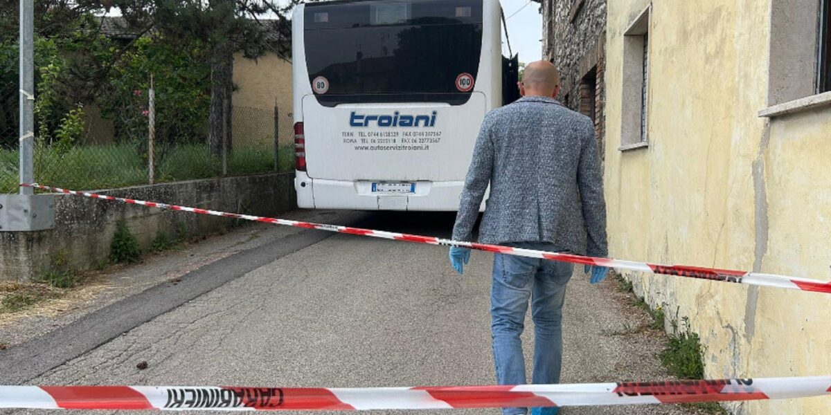presa a martellate dal marito sul bus morta dopo cinque mesi da Gazzettadelsud.it presa a martellate dal marito sul bus morta dopo cinque mesi