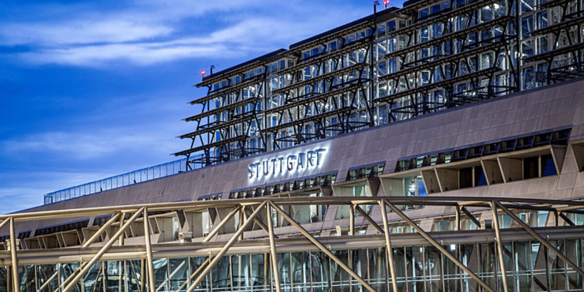 https://assets.gazzettadelsud.it/2026/10/aeroporto-stoccarda-1200x600.jpg