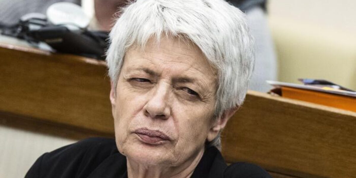 200 morta barbara spinelli aveva 80 anni dal giornalismo al parlamento europeo una vita per l8217europa da Gazzettadelsud.it 200 morta barbara spinelli aveva 80 anni dal giornalismo al parlamento europeo una vita per l8217europa