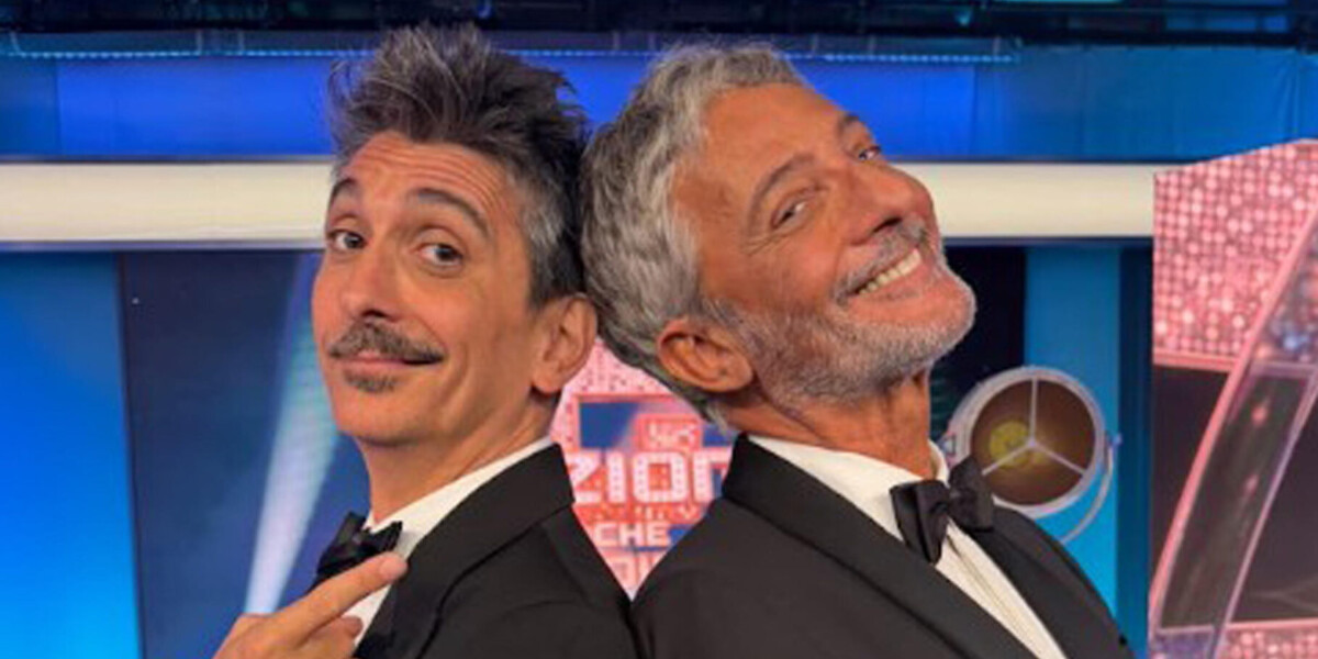 Fiorello show nello studio del Tg1: "Una luce anche sulle proteste al Sud"