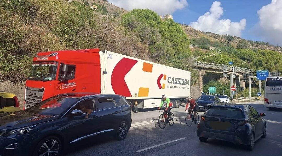 A18 Messina-Catania, lavori terminati in anticipo. La statale 114 è rimasta paralizzata per alcune ore