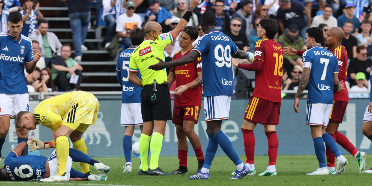 nessun gol ma tante emozioni la roma in dieci per l espulsione di malen resiste al como da Gazzettadelsud.it nessun gol ma tante emozioni la roma in dieci per l espulsione di malen resiste al como