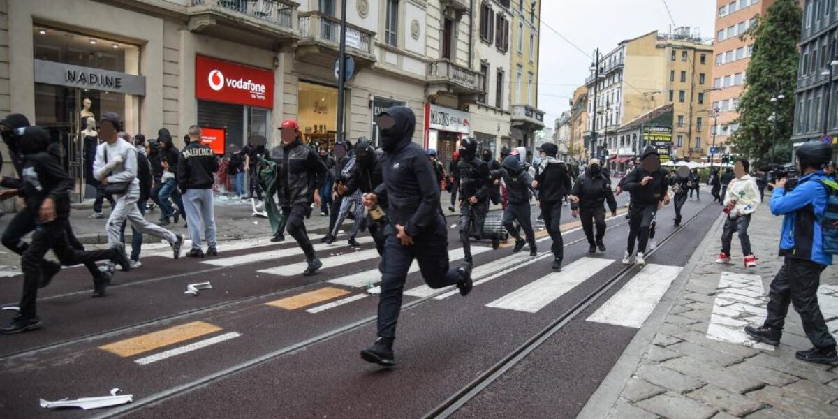 rabbia e violenza l ombra dell internazionale del disordine della gen z si organizzano su tik tok hanno tra 13 e 18 anni da Gazzettadelsud.it rabbia e violenza l ombra dell internazionale del disordine della gen z si organizzano su tik tok hanno tra 13 e 18 anni