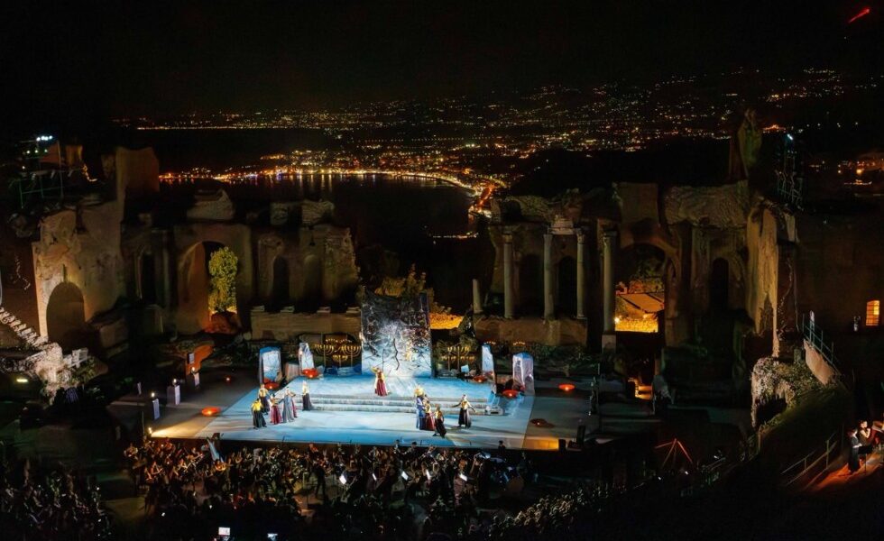 festival lirico dei teatri di pietra trionfo da record con oltre 90 mila presenze da Gazzettadelsud.it festival lirico dei teatri di pietra trionfo da record con oltre 90 mila presenze
